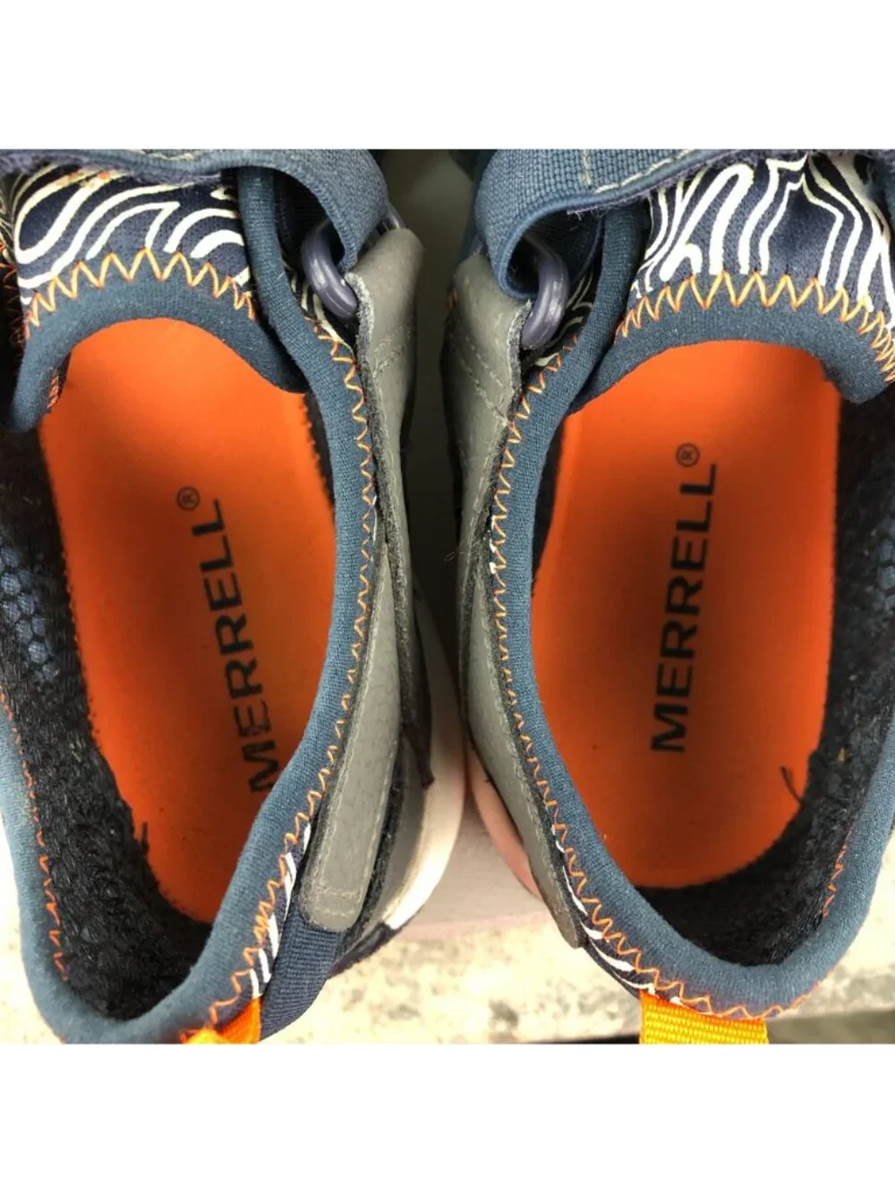 Merrell Kid's Size 5M Hydro Free Roam Grey Navy Blue Orange No Lace Sneakers